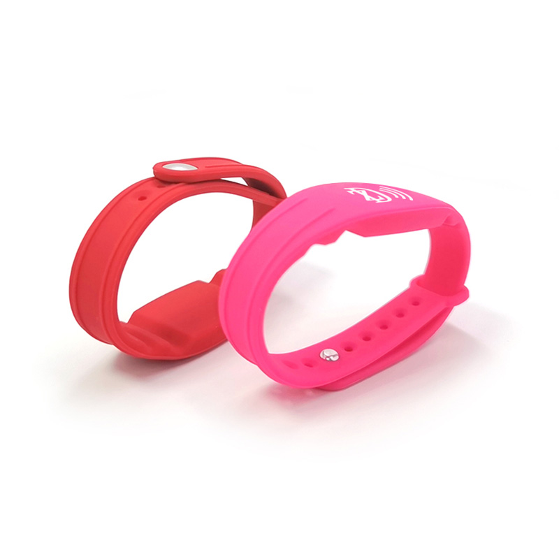 Adjustable HF RFID Silicone Wristband 