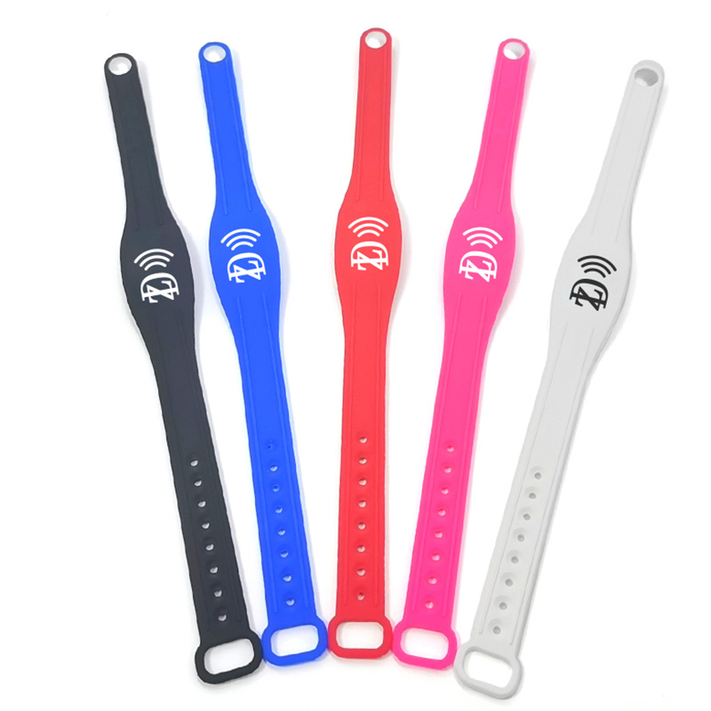 Adjustable HF RFID Silicone Wristband 