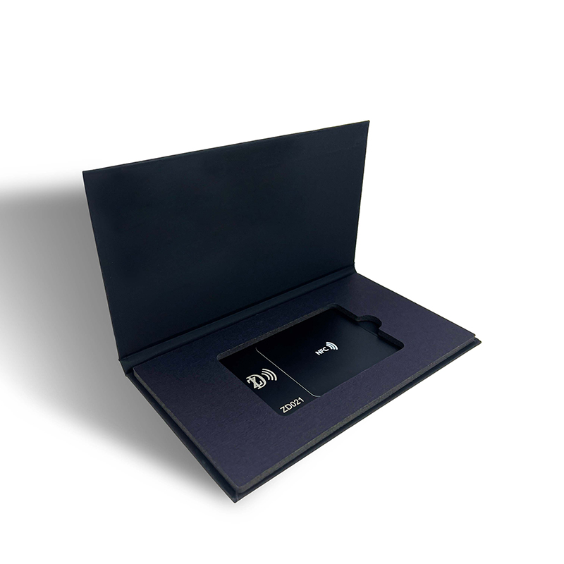  NTAG213 Metallic Nfc Card Metal Business Card with card holder