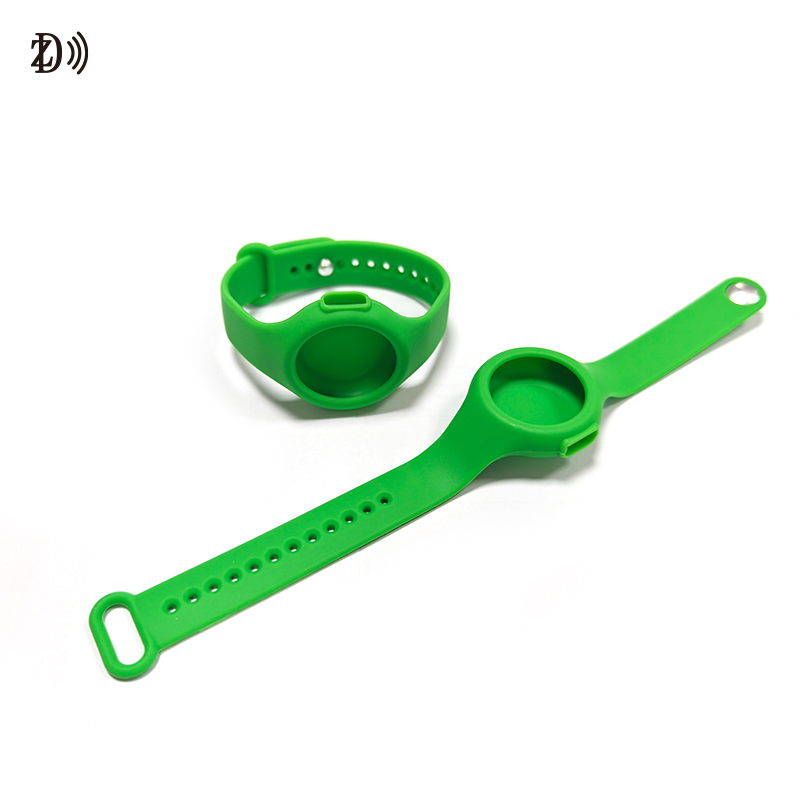Silicone Wristband for AirTag