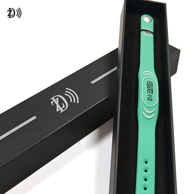 NFC bracelet with Silicone Wristband factory 