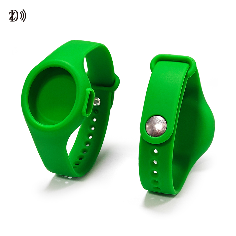Silicone Wristband for AirTag