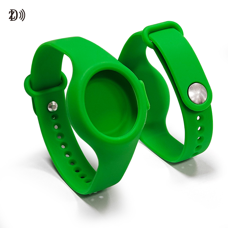 Silicone Wristband for AirTag