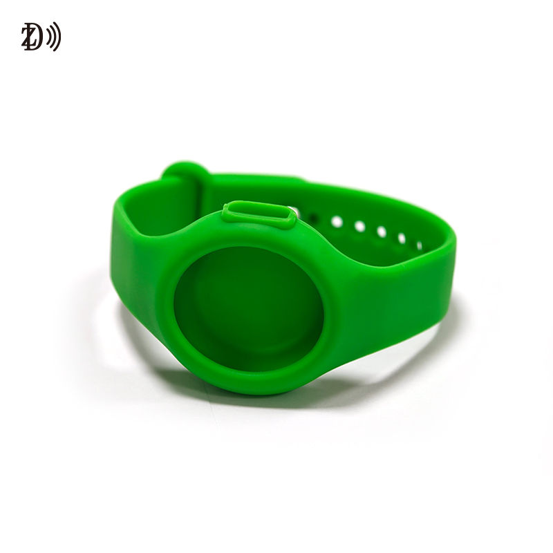 Silicone Wristband for AirTag