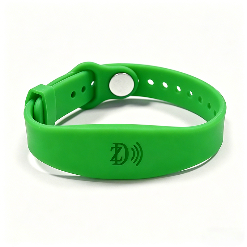 ZD-28 Custom Silicone NFC Wristband 